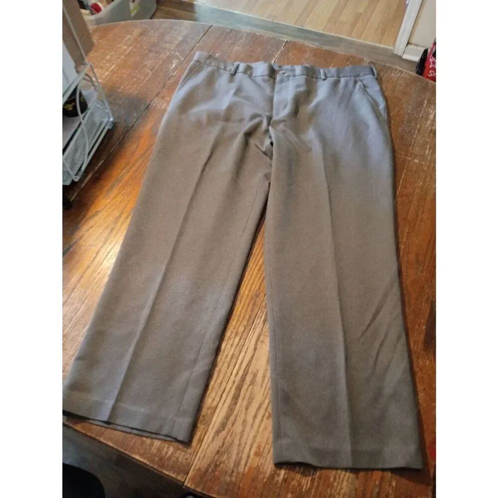 42x30 Van Heusen Traveler Classic Grey Dress Pants Trousers Flat Front Pockets